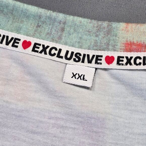 Exclusive Green Shirt Multicolor Geometric Print Tee Long Sleeves Scoop Women 2X - Picture 3 of 5